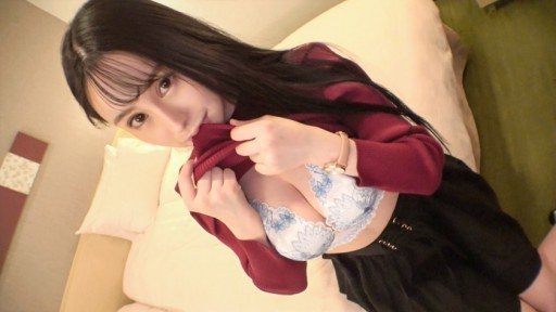 Poster SIRO-4436 Apparel Clerk Who Shakes Non-Standard Natural Huge Breasts